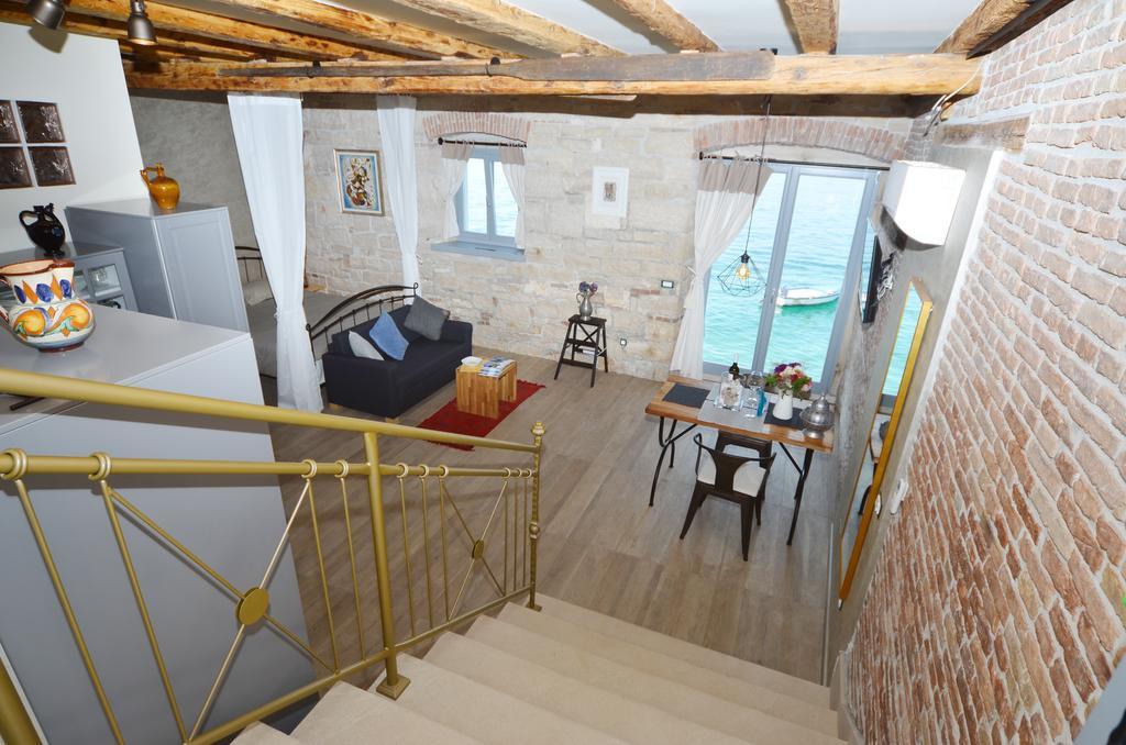 Appartement Arnolongo Sea View à Rovinj Extérieur photo
